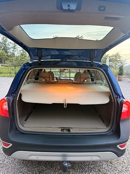 Volvo XC70 13 of 14