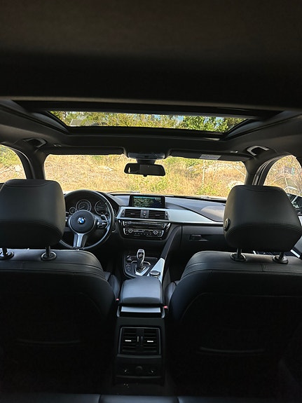BMW 330d 15 of 17