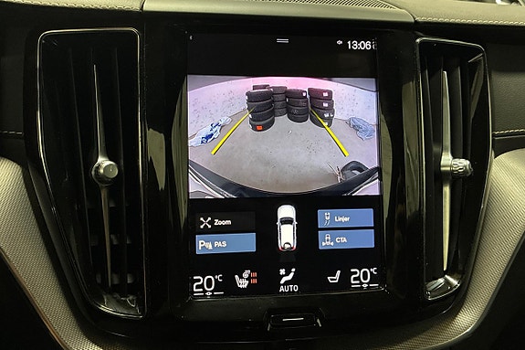 Volvo XC60 18 of 29