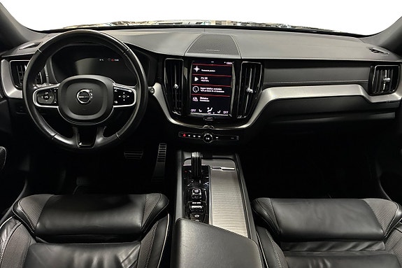 Volvo XC60 11 of 29