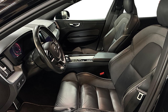 Volvo XC60 12 of 29