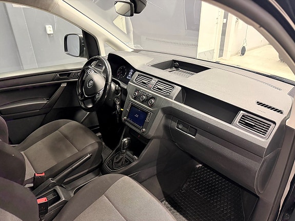 Volkswagen Caddy Maxi 9 of 17