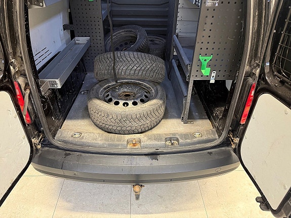 Volkswagen Caddy Maxi 7 of 17