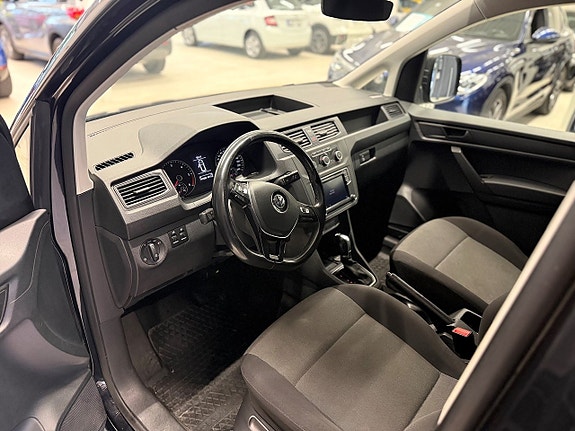 Volkswagen Caddy Maxi 11 of 17