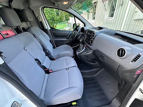Peugeot Partner 13 of 19