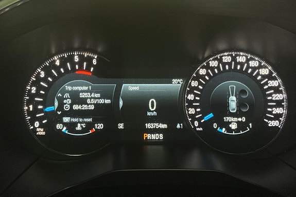 Ford S-MAX 18 of 28
