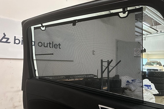 Ford S-MAX 27 of 28