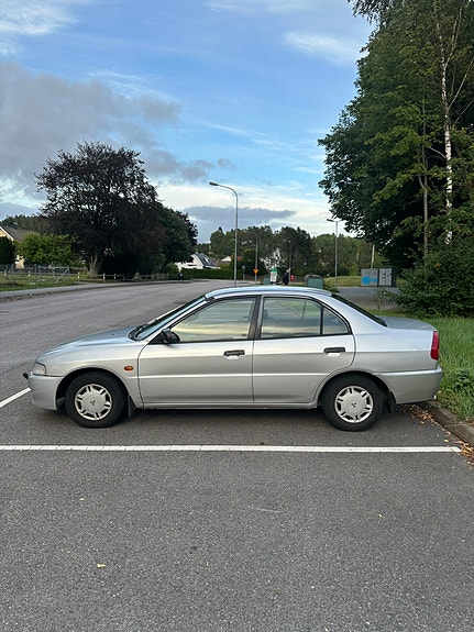 Mitsubishi Lancer 5 of 18