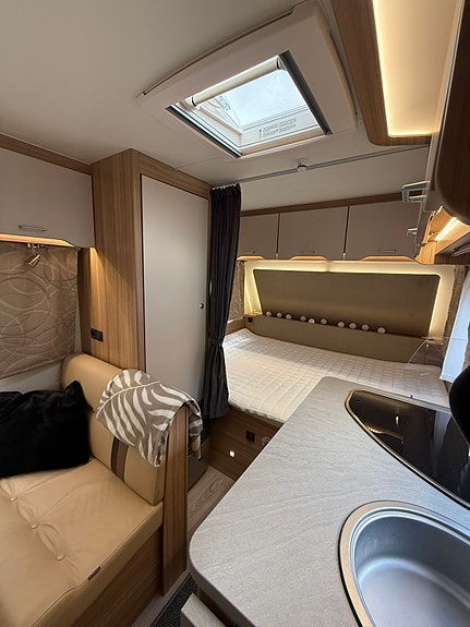 Weinsberg Cara Two W52 5 of 8