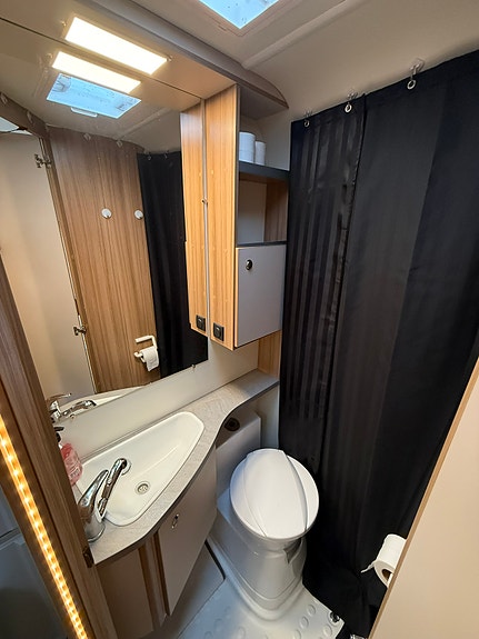 Weinsberg Cara Two W52 8 of 8