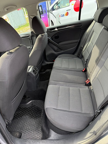 Volkswagen Golf VI 7 of 7