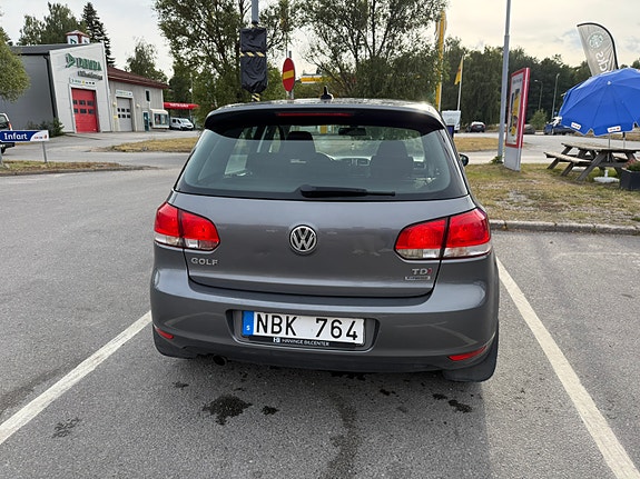 Volkswagen Golf VI 4 of 7
