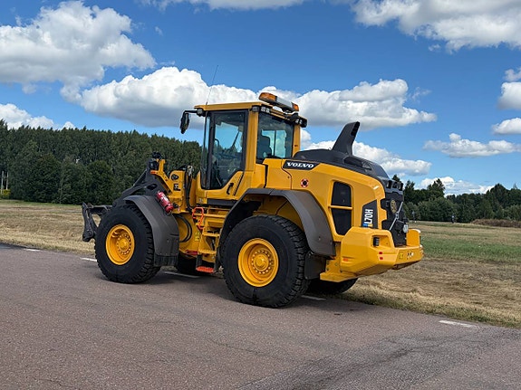 Volvo L70H 3 of 7