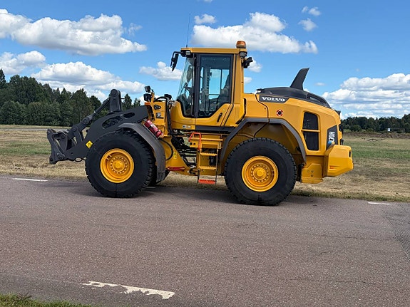 Volvo L70H 2 of 7