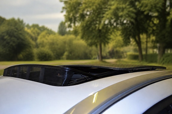 Volvo XC60 11 of 17