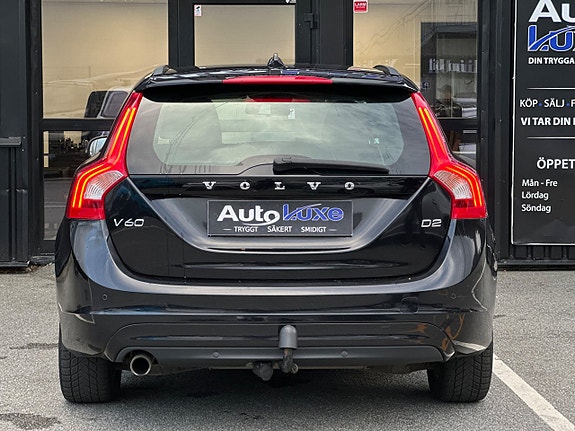 Volvo V60 23 of 25