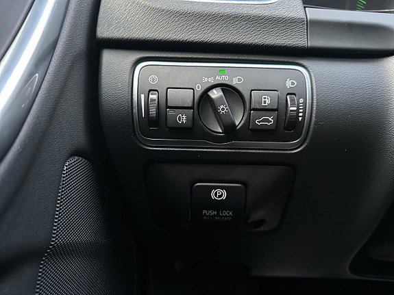 Volvo V60 12 of 25