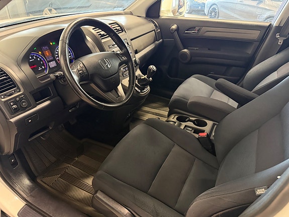 Honda CR-V 10 of 10