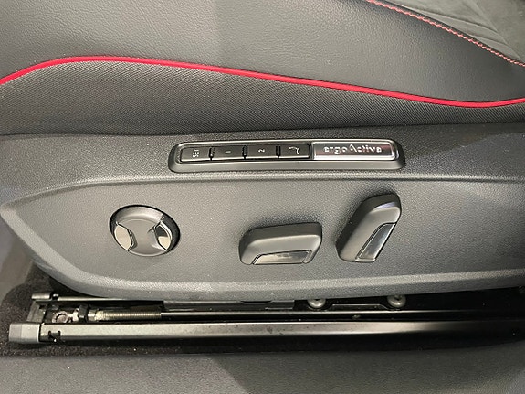 Volkswagen ID.4 GTX 16 of 28