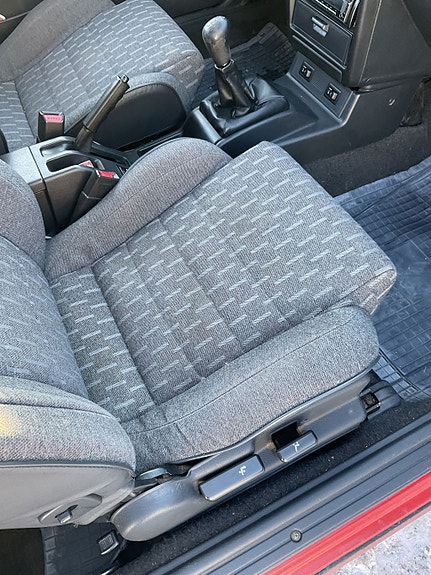 Mitsubishi Colt 6 of 11