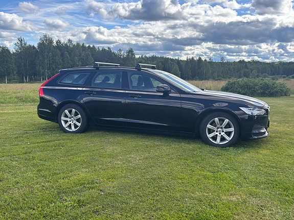 Volvo V90 4 of 11