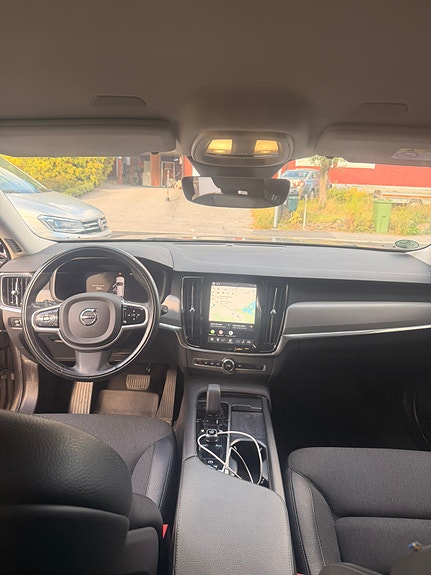 Volvo V90 4 of 5