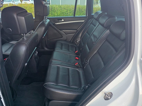 Volkswagen Tiguan 18 of 30
