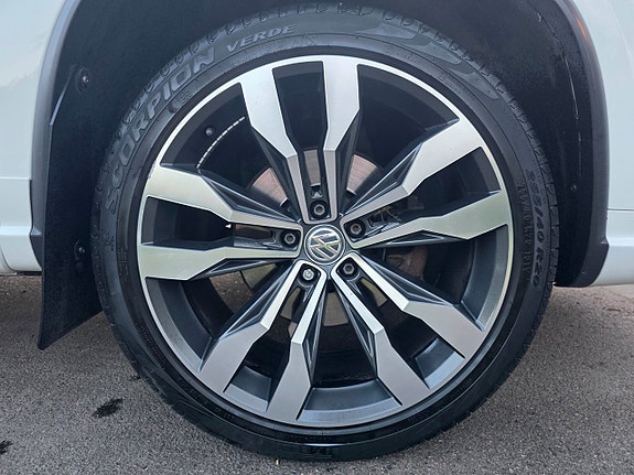 Volkswagen Tiguan 26 of 30
