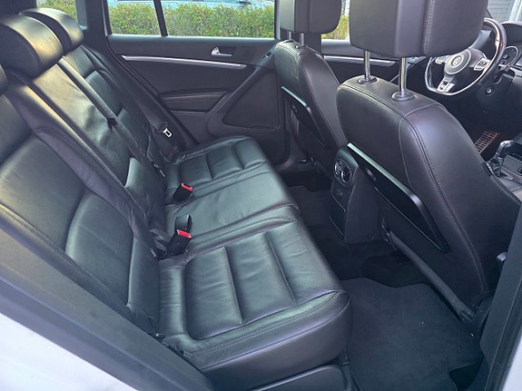 Volkswagen Tiguan 16 of 30