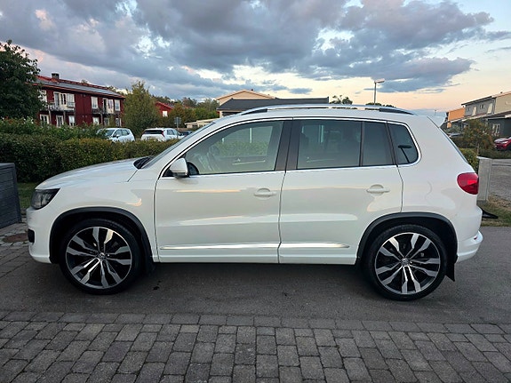 Volkswagen Tiguan 2 of 30