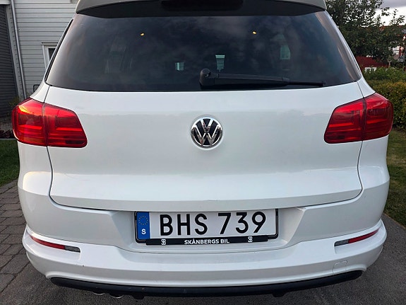 Volkswagen Tiguan 4 of 30