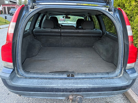 Volvo V70 7 of 7