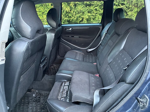 Volvo V70 6 of 7