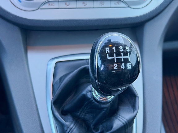 Ford Kuga 16 of 17