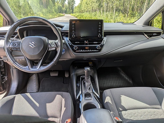 Suzuki Swace 7 of 13
