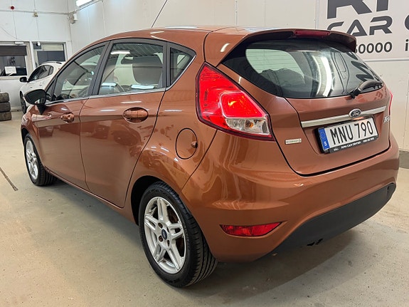Ford Fiesta 5 of 18