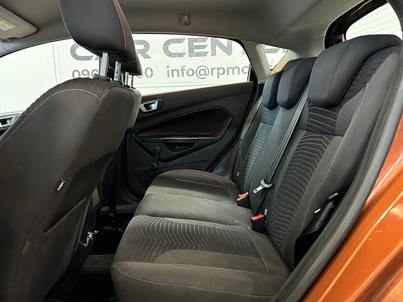 Ford Fiesta 17 of 18