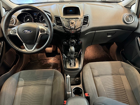 Ford Fiesta 10 of 18
