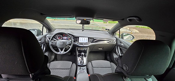 Opel Astra 2 of 6