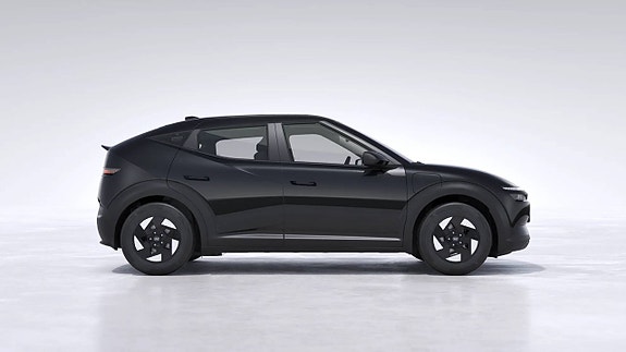 Hyundai IONIQ 4 of 8