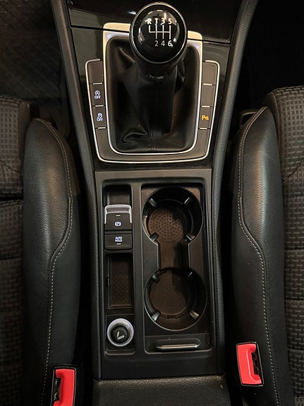 Volkswagen Golf I 17 of 26