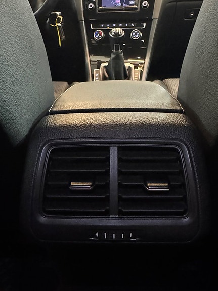 Volkswagen Golf I 24 of 26
