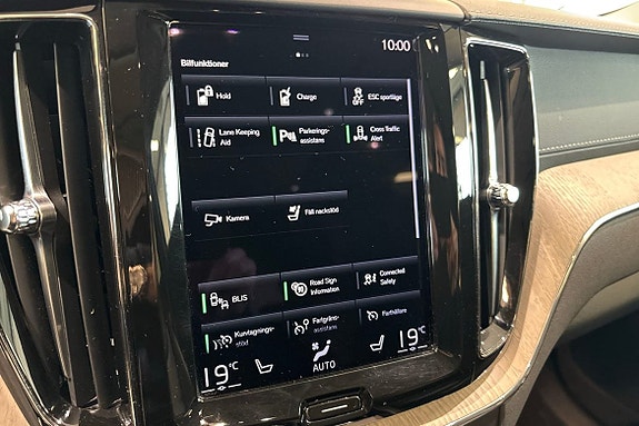 Volvo XC60 29 of 30