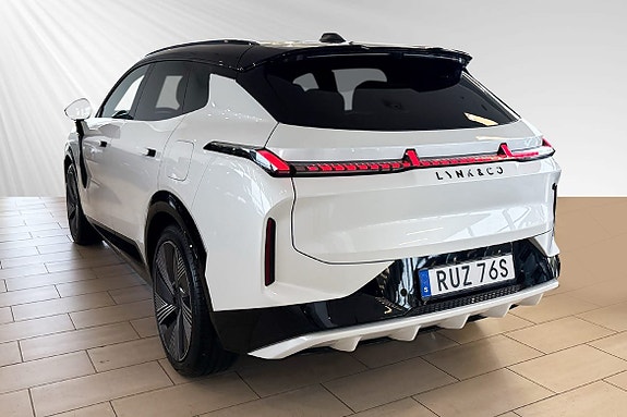 Lynk & Co 08 3 of 30