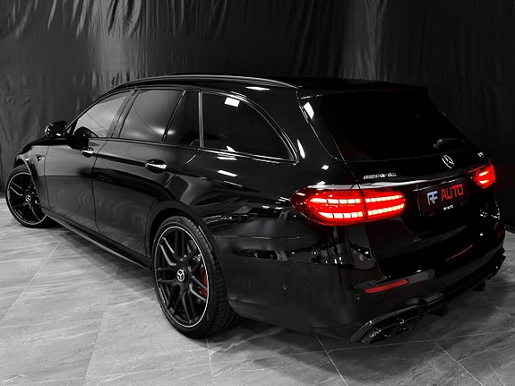 Mercedes-Benz E63 9 of 30