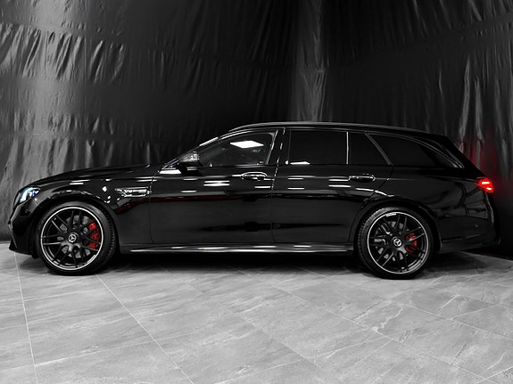 Mercedes-Benz E63 6 of 30