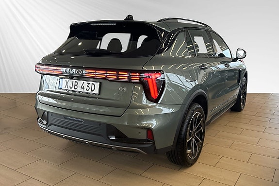 Lynk & Co 01 4 of 24