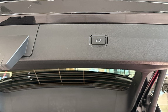 Volvo EX30 14 of 30