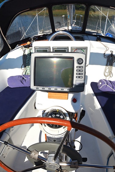 Beneteau Oceanis 343 13 of 24