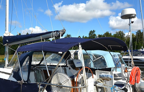 Beneteau Oceanis 343 5 of 24